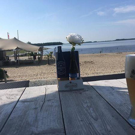 Nieuw! 6-Persoons Chalet Aan Het Veluwemeer Dichtbij Harderwijk, Amersfoort En Zwolle Villa Hulshorst Esterno foto