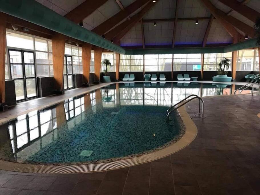 Nieuw! 6-Persoons Chalet Aan Het Veluwemeer Dichtbij Harderwijk, Amersfoort En Zwolle Villa Hulshorst Esterno foto